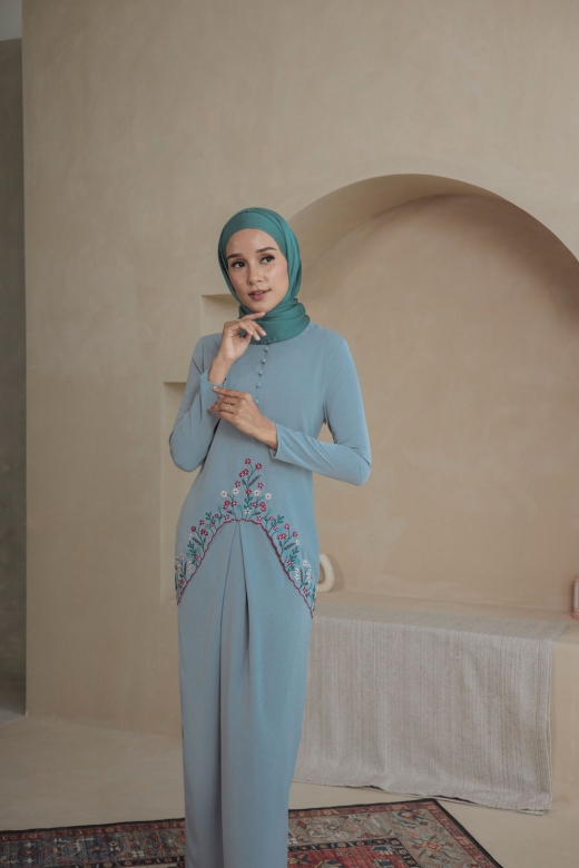 Widurii Kebaya Sulam - Dusty blue